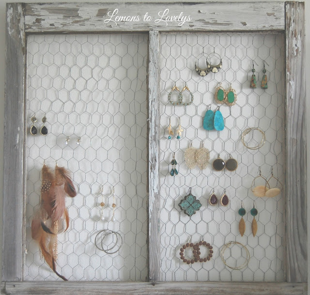 DIY jewelry holder made from an old window. Tutorial on www.lemonstolovelys.blogspot.com