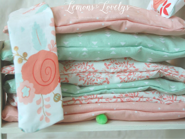 DIY Princess & The Pea Play Set. Full tutorial on the blog. www.lemonstolovelys.blogspot.com