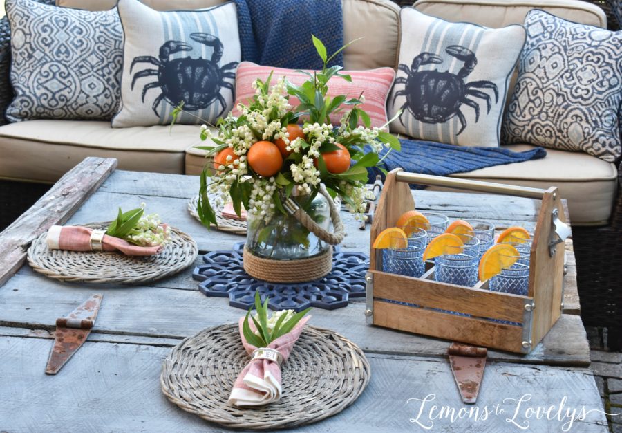 Joyful Summer Home Tour www.lemonstolovelys.com