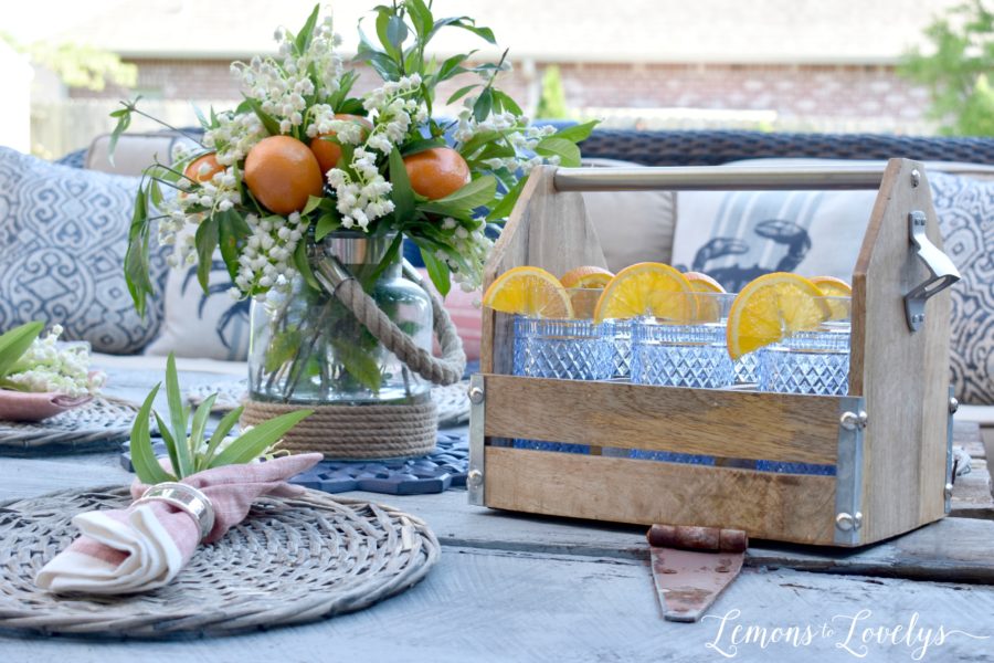 Joyful Summer Home Tour www.lemonstolovelys.com