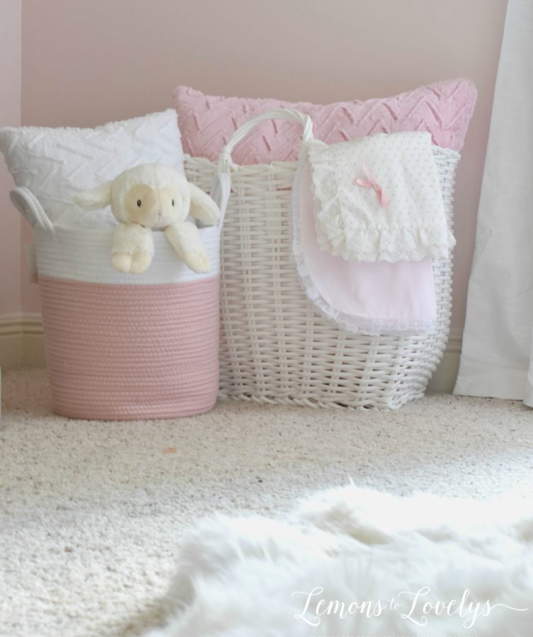 pink and white baskets