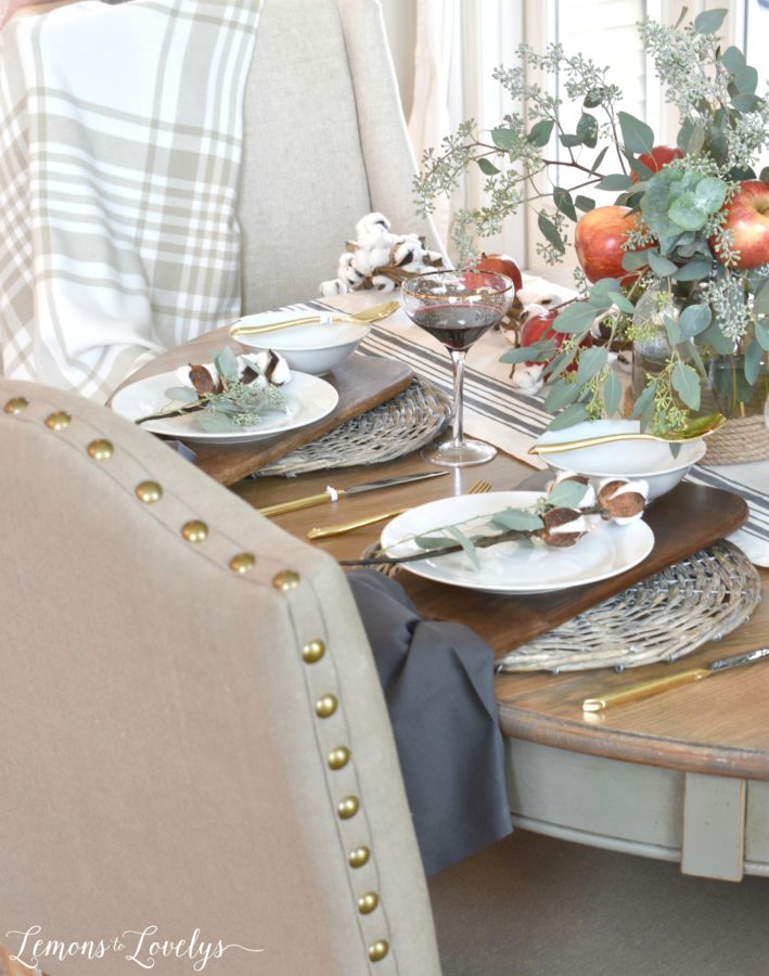 Fall Tablescape www.lemonstolovelys.com