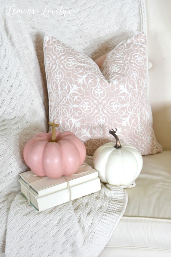 Touch of Fall Home Tour. More on the blog. www.lemonstolovelys.com