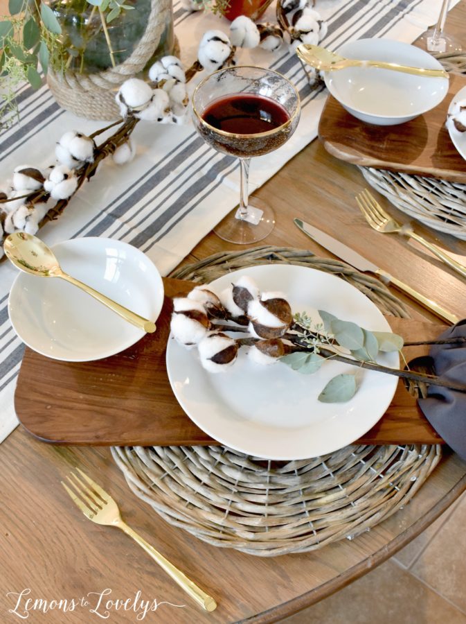 place setting for Thanksgiving 