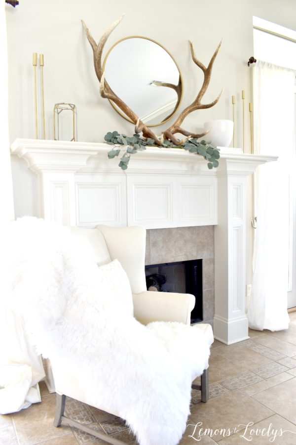 Mantle with spring decor