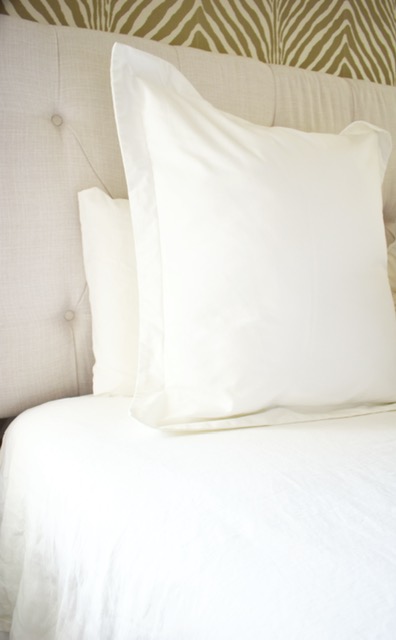 White Duvet Cover on bed